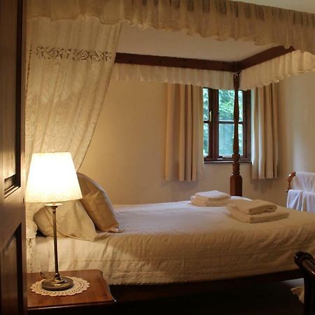 セント・オーステル Polgreen Farm Bed & Breakfast エクステリア 写真