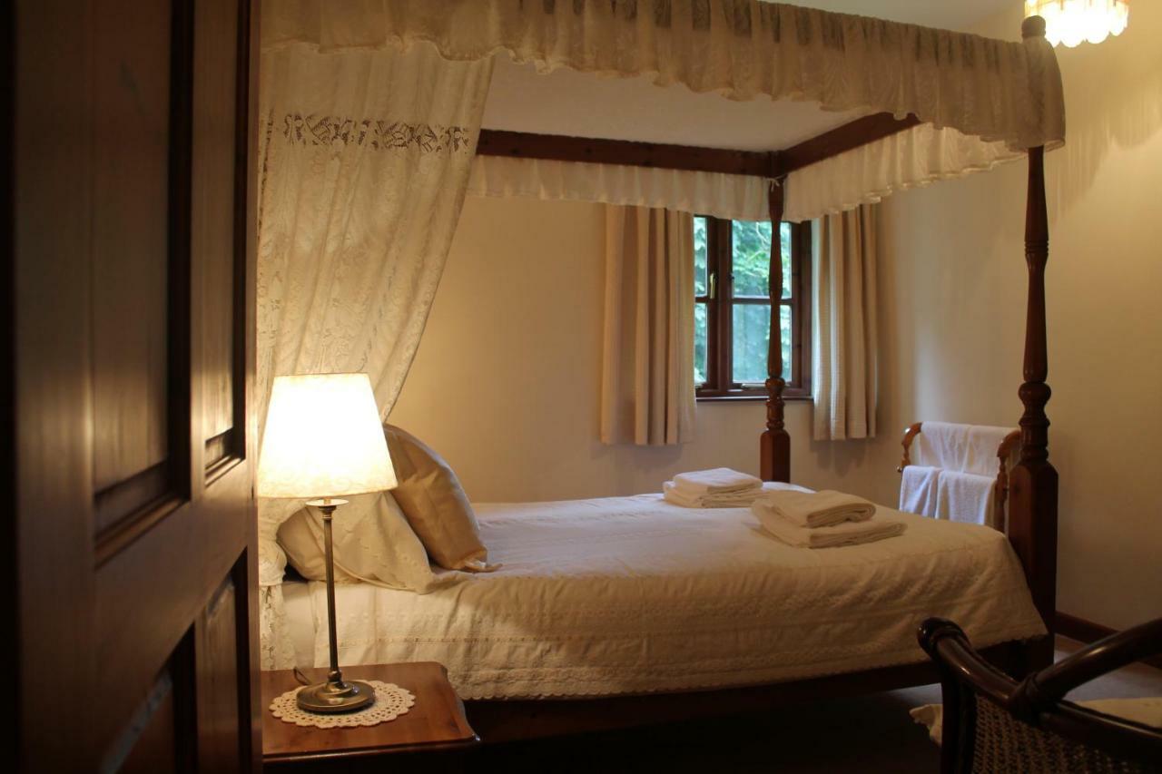 セント・オーステル Polgreen Farm Bed & Breakfast エクステリア 写真